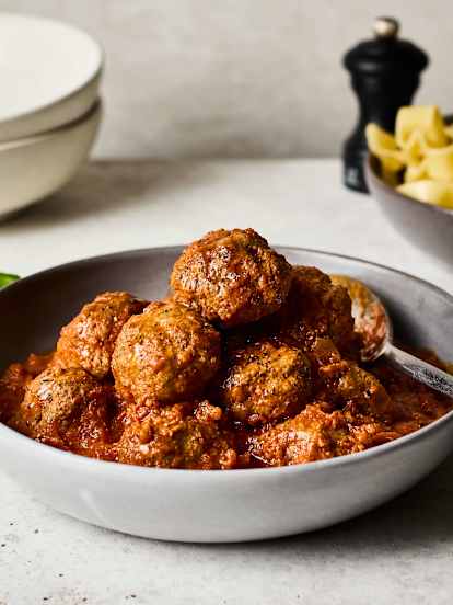 Almôndegas em molho de tomate