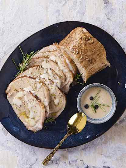 Lonza di maiale sottovuoto con salsa al burro