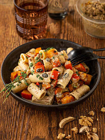 Rigatoni mit Kürbis und Steinpilzpesto