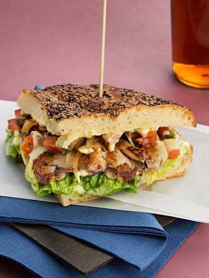 Bocadillo turco de caballa (balik ekmek)