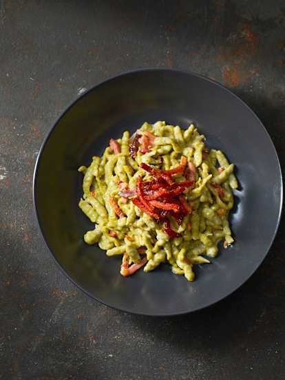 Spatzle di cavoletti con speck