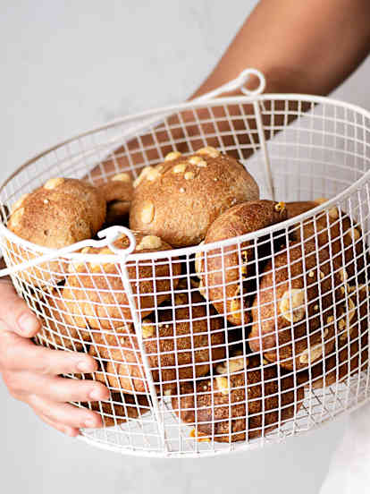 Panecillos de cerveza con queso cheddar