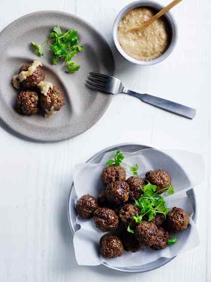 Boulettes de bœuf, sauce cacahuète et lait de coco (de 10 à 12 mois)