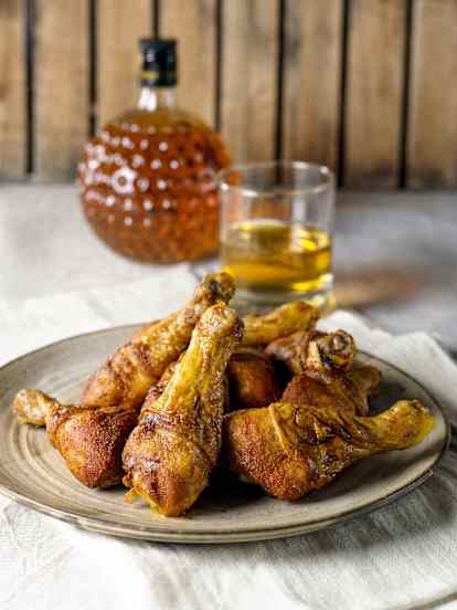 Grillowane podudzia z kurczaka w glazurze z whisky