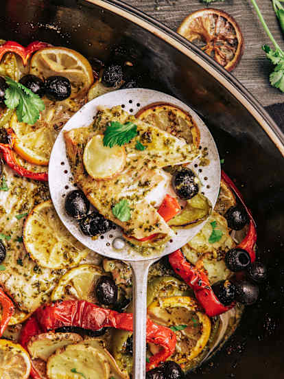 Marokkaanse Tajine met Vis, Couscous en Dadels