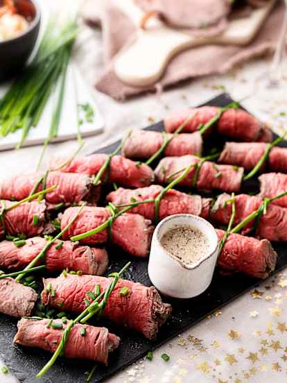 Roastbeef rolky s mozzarellou a sušenými rajčaty
