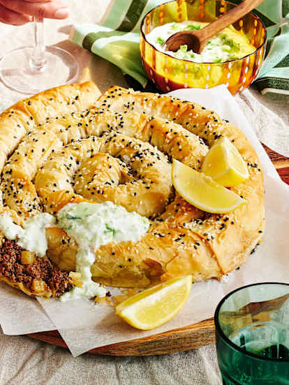 Turkse Borek met Cacik