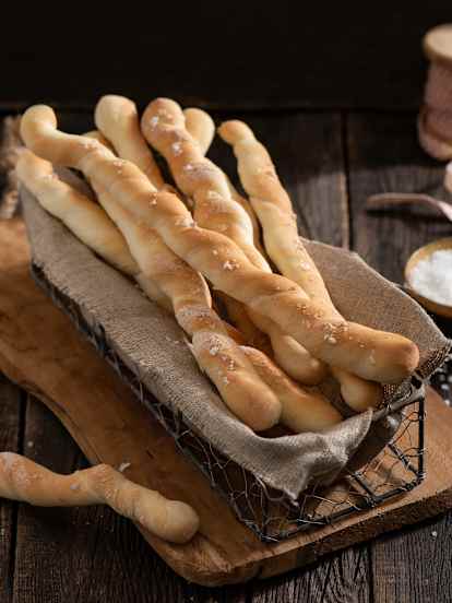 Szybkie paluchy drożdżowe