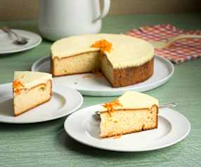 Bizcocho esponjoso con cobertura de queso y naranja (sin lactosa)