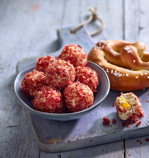 Frischkäsepralinen mit Beef Jerky und Peperoni - Cookidoo® – the ... Frischkäsepralinen mit Beef Jerky und Peperoni - Cookidoo® – the ...