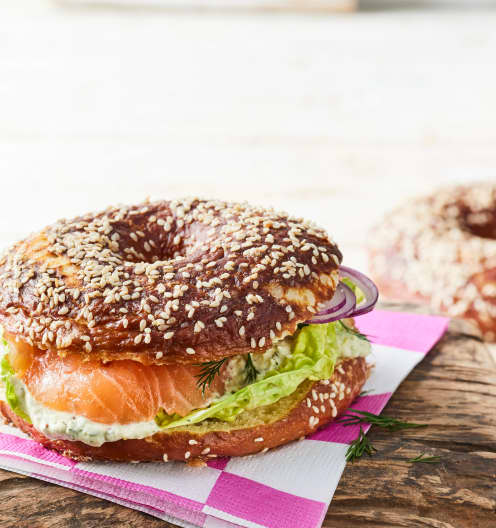 Laugen-Bagels mit Lachs und Frischkäse-Senf-Creme - Cookidoo® – das ...