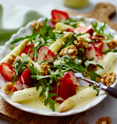 Spargel-Rucola-Salat mit Erdbeeren an Orangensauce - Cookidoo® – the ...