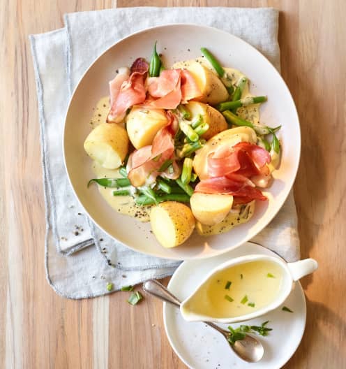 Frühkartoffeln mit Brechbohnen, Schinken und Béarnaise - Cookidoo ...