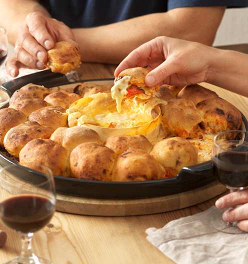 Gefüllter Pizzabällchen-Käsekranz - Cookidoo® – das offizielle ...