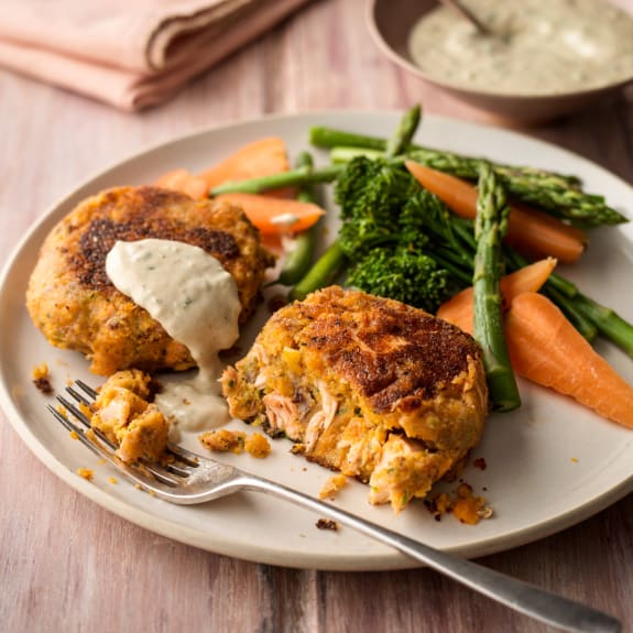 Salmon and Sweet Potato Fish Cakes with Steamed Vegetables - Cookidoo ...