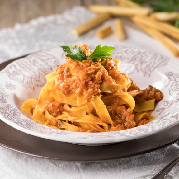Tagliatelle al ragù di seitan e verdure Cookidoo® the official Thermomix® recipe platform