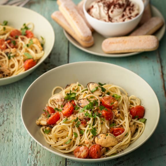 Spaghetti with Mussels and Tiramisu Dip - Cookidoo® – the official ...