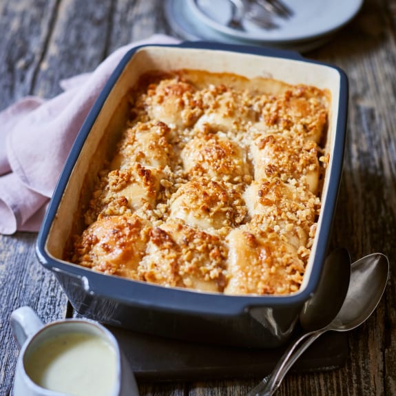 Gefüllte Buchteln mit Walnuss-Honig-Kruste und Vanillesauce - Cookidoo ...