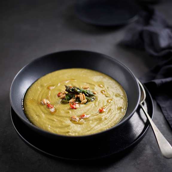Green Asparagus Soup with Spicy Pine Nuts Cookidoo® the official