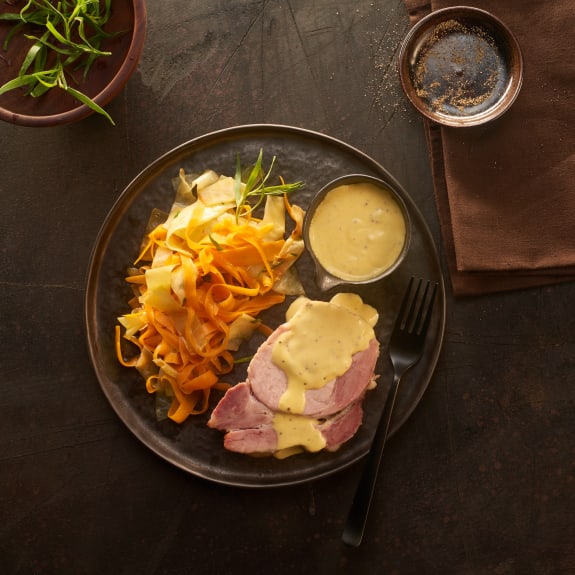 Kasseler mit Möhren-Spitzkohl-Gemüse und Senf-Hollandaise - Cookidoo ...