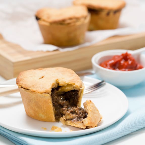 Aussie meat pies - Cookidoo® – the official Thermomix® recipe platform