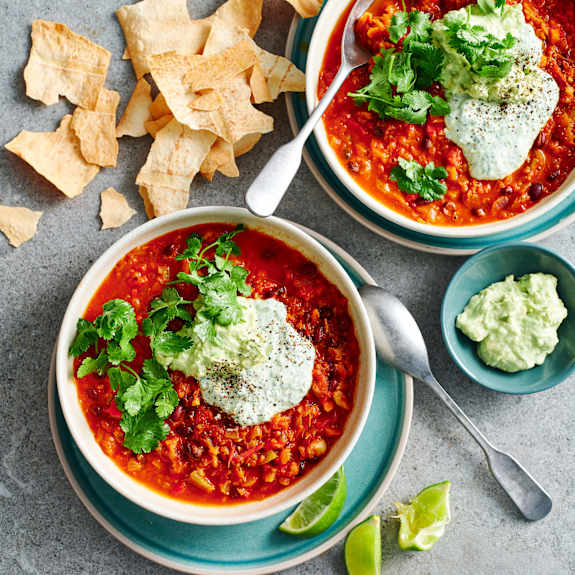 Black bean chilli with guacamole and "corn chips" (Diabetes) Cookidoo