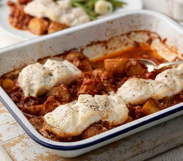 Haddock and Potato Traybake with Steamed Vegetables Cookidoo® the