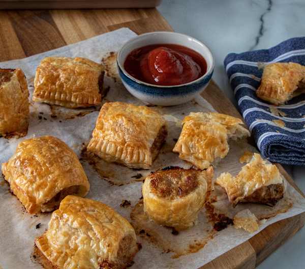 Traditional sausage rolls Cookidoo® the official Thermomix® recipe
