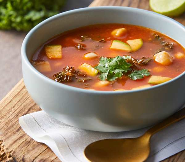 Sopa de garbanzo, kale y calabacita Cookidoo® the official