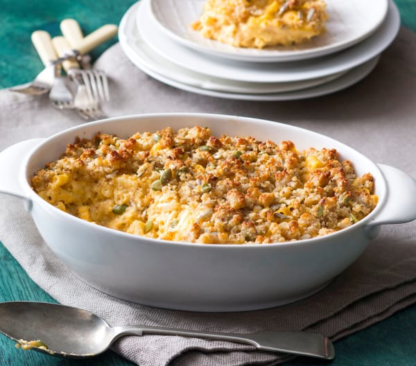 Macaroni cheese with a crunchy topping - Cookidoo® – the official ...