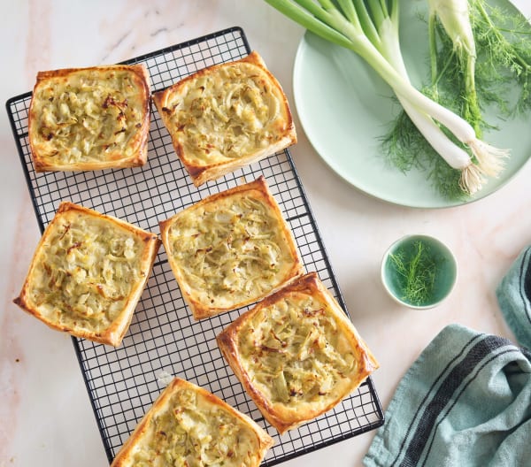 Gebackener Blätterteig mit Porree, Fenchel und Ziegenkäse - Cookidoo ...