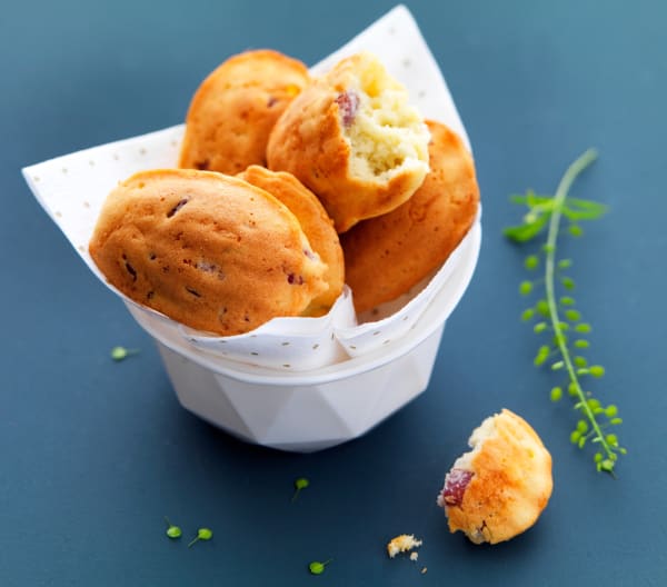 JUIN - Mini-madeleines jambon-roquefort - Bruno Dinel - Cookidoo ...