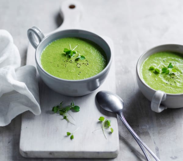 Broccoli almond soup - Cookidoo® – the official Thermomix® recipe platform