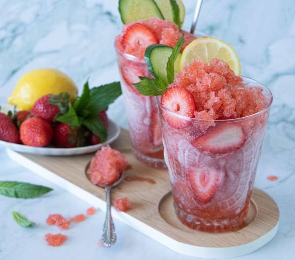 Sparkling Pimm's® strawberry granita Cookidoo® the official Thermomix® recipe platform