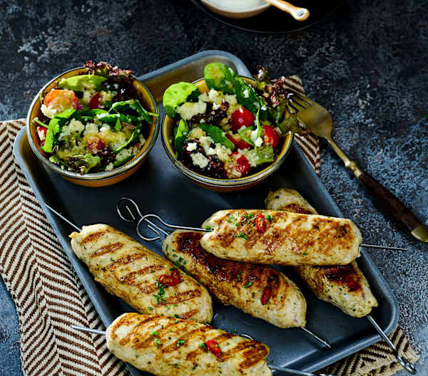 Hähnchen-Kebabs mit Couscous-Salat und Zitronen-Dressing - Cookidoo ...