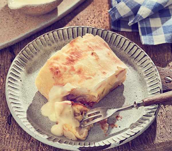 Birnen-Topfenstrudel mit Vanillesauce - Cookidoo® – das offizielle ...
