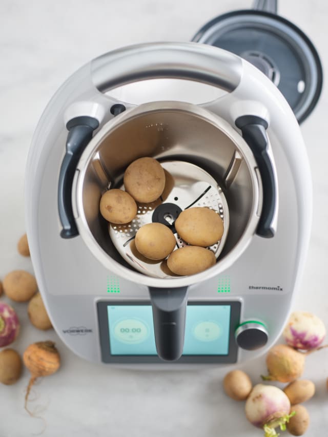 Cuisson des pommes de terre avec le disque cuisson et éplucheur (TM5) -  Cookidoo® – the official Thermomix® recipe platform