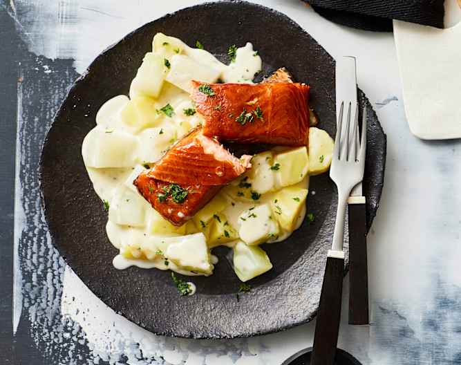 Kartoffel-Kohlrabi-Gemüse à la Creme mit Stremellachs - Cookidoo® – das ...