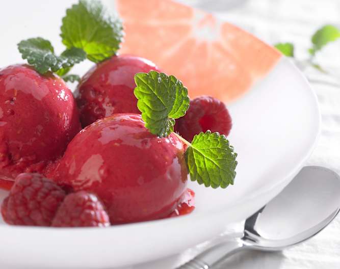 Himbeer-Orangen-Buttermilch-Eis - Cookidoo® – das offizielle Thermomix ...