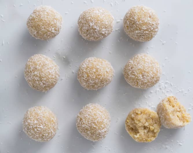 Lemon coconut bliss balls - Cookidoo® – the official Thermomix® recipe ...