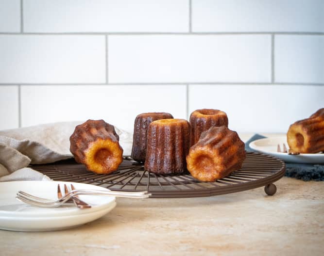 Traditional French vanilla canelé - Cookidoo® – the official Thermomix ...