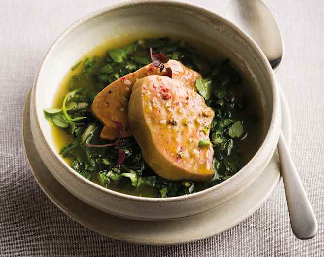 DECEMBRE Bouillon d'oignon et foie gras vapeur Nicolas Gautier