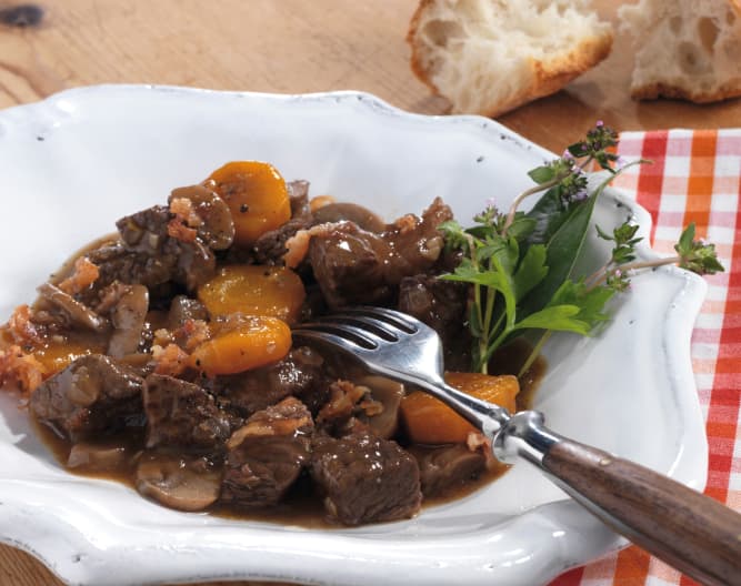 Hovězí Po Burgundsku – „Boeuf Bourguignon“ - Cookidoo® – Das Offizielle ...