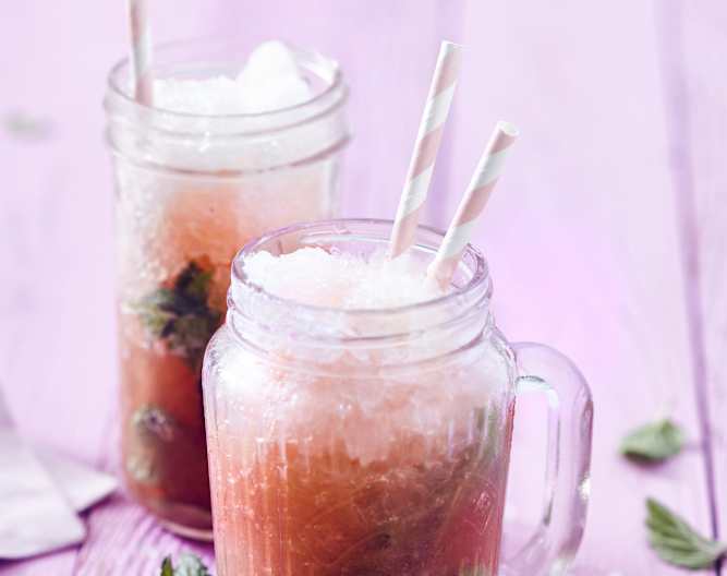 Rhabarber-Minz-Cocktail - Cookidoo® – das offizielle Thermomix®-Rezept ...