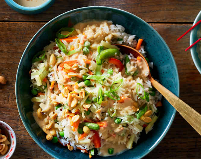 Reis mit Wokgemüse und Erdnuss-Sauce - Cookidoo® – la plataforma de ...