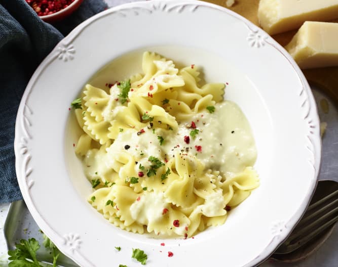 Farfalle mit Vier-Käse-Sauce - Cookidoo® – das offizielle Thermomix ...