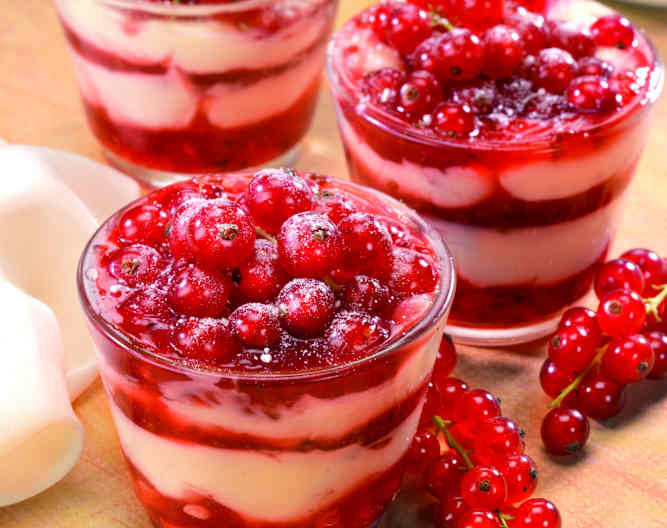 Dolce Al Cucchiaio Con Ribes Rosso