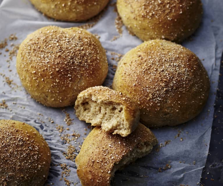 Wholegrain hamburger buns