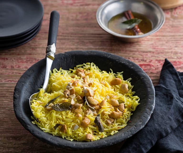 Pilaf with fragrant tarka