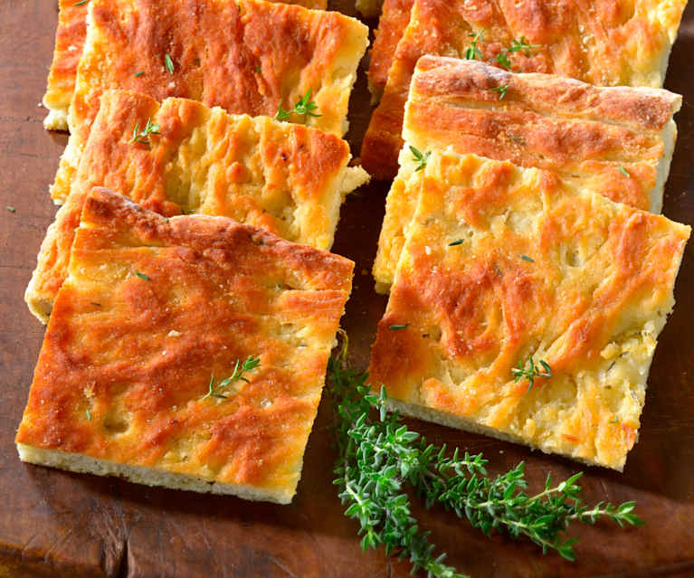 Focaccia con manzanas al tomillo Focaccia con manzanas al tomillo